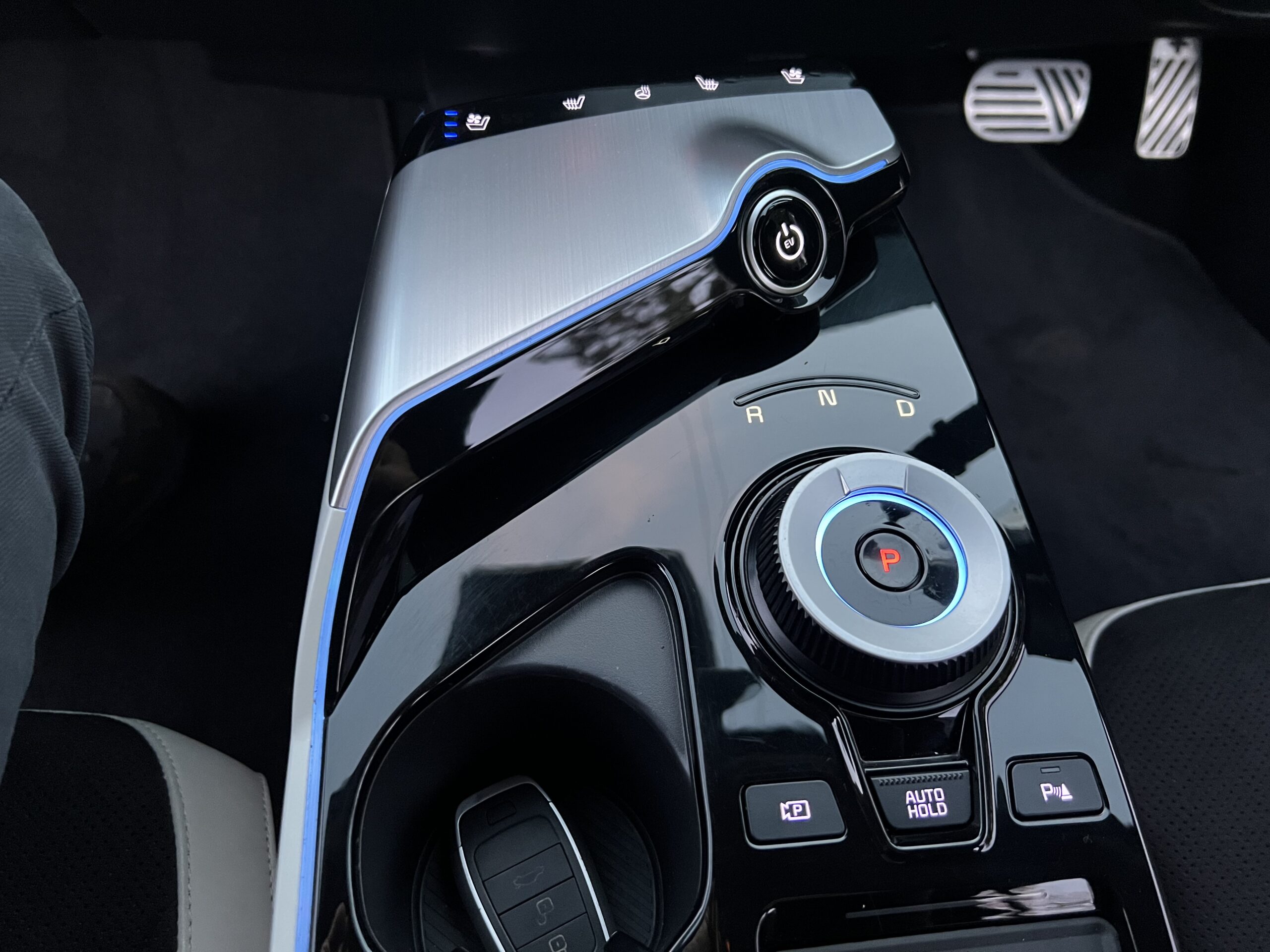 
								KIA EV6 2023 FULL ELECTRIC full									