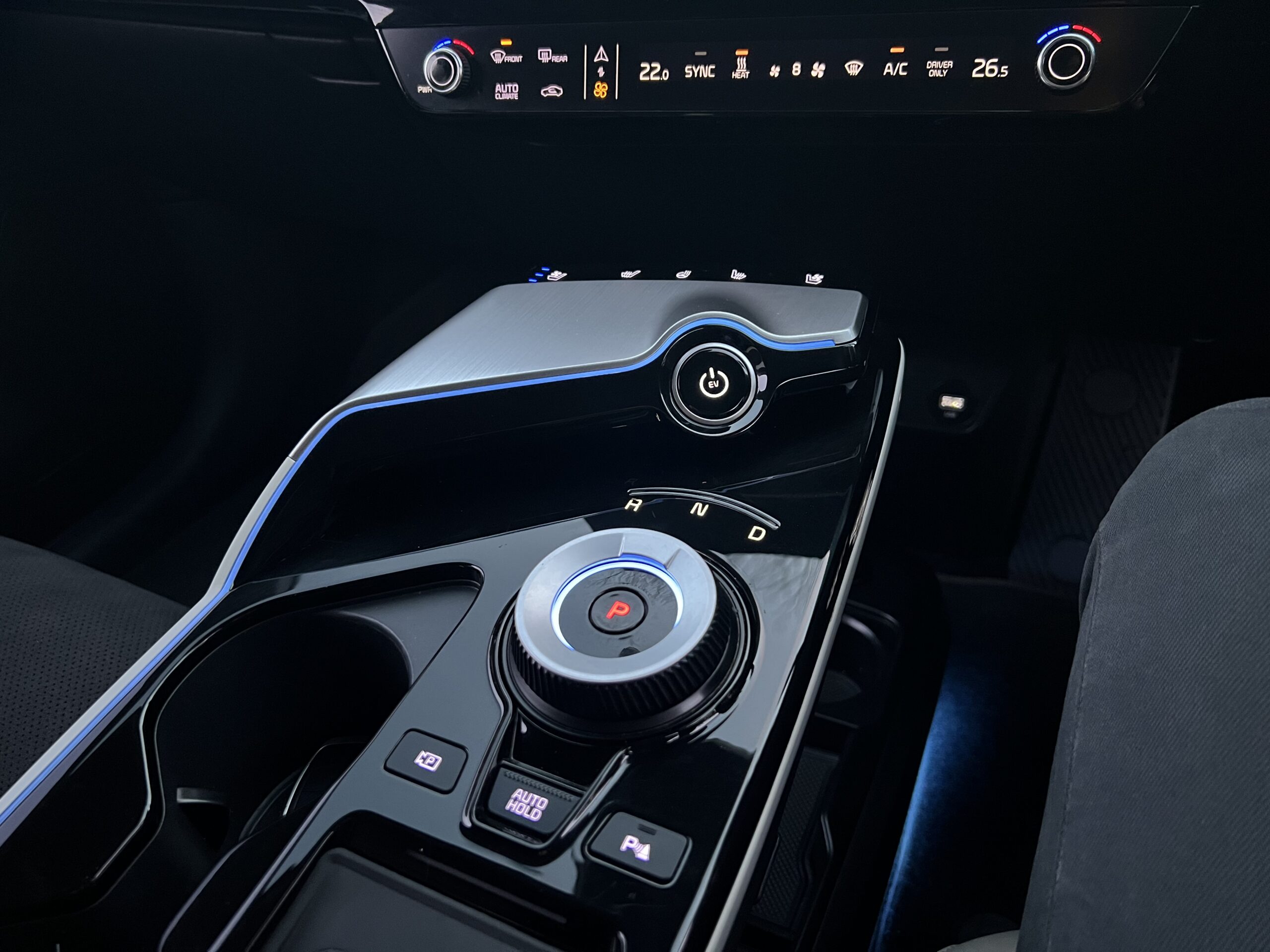 
								KIA EV6 2023 FULL ELECTRIC full									