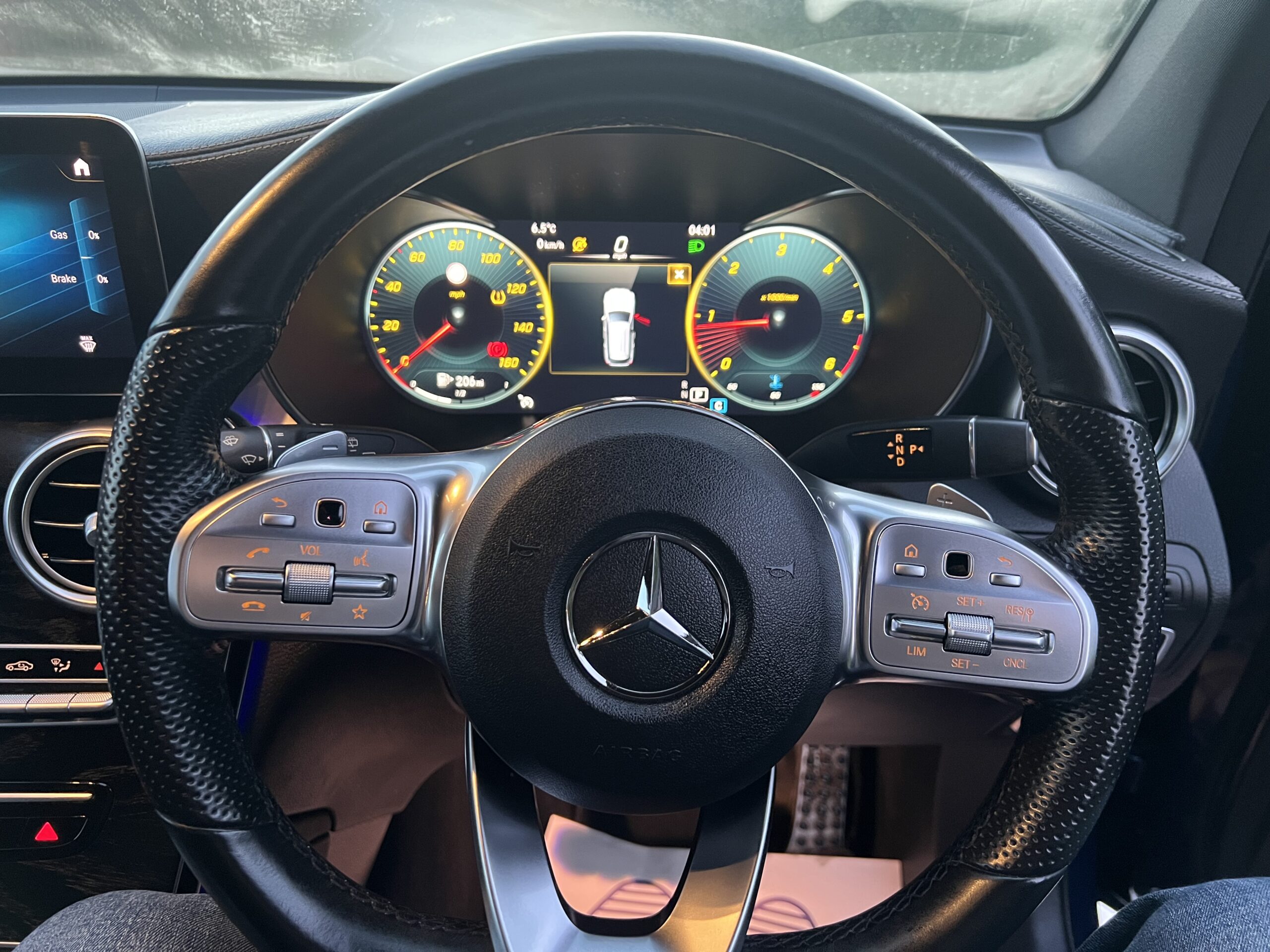 
								Mercedes GLC 2021 AUTOMATIC DIESEL full									