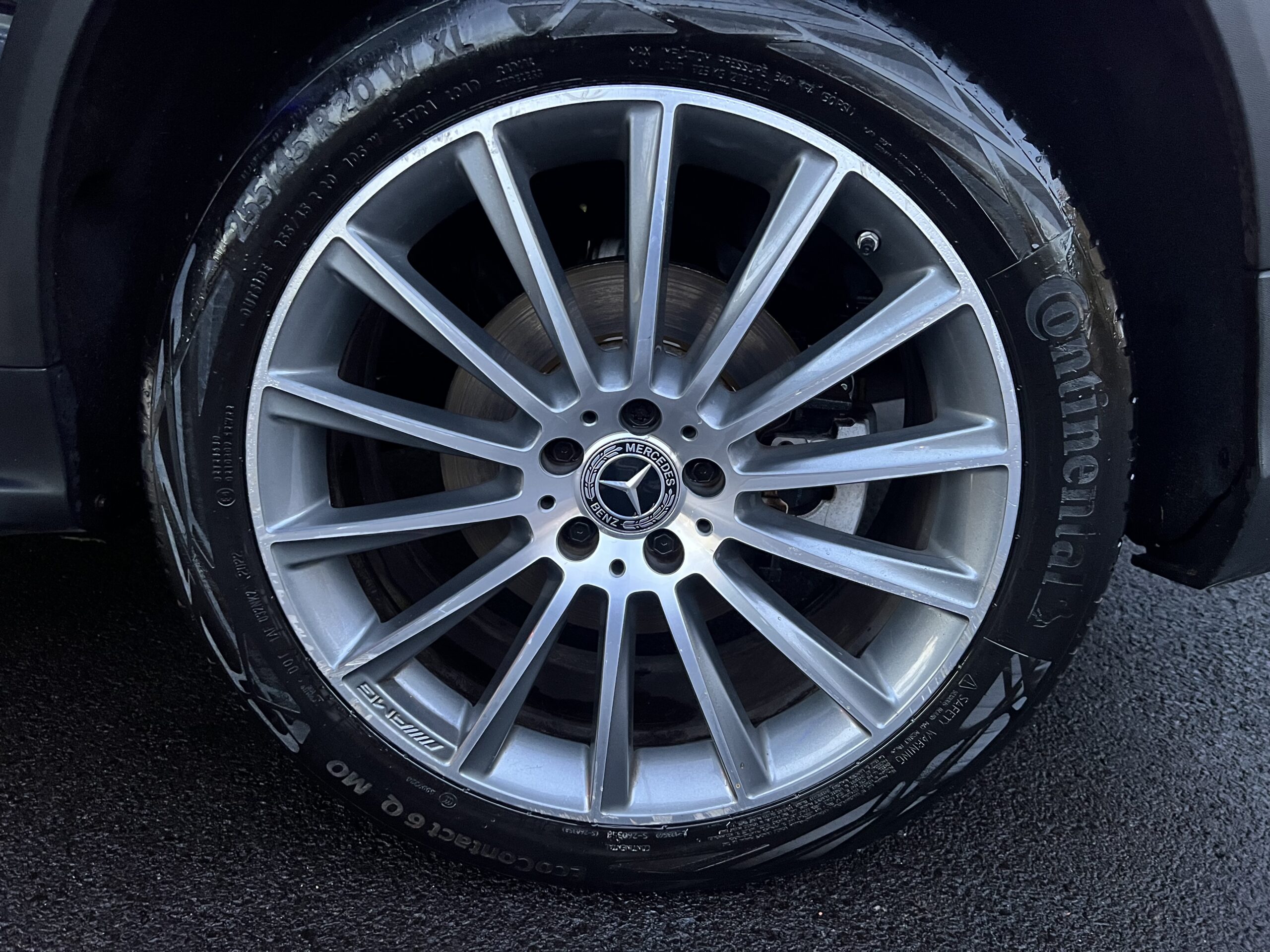 
								Mercedes GLC 2021 AUTOMATIC DIESEL full									