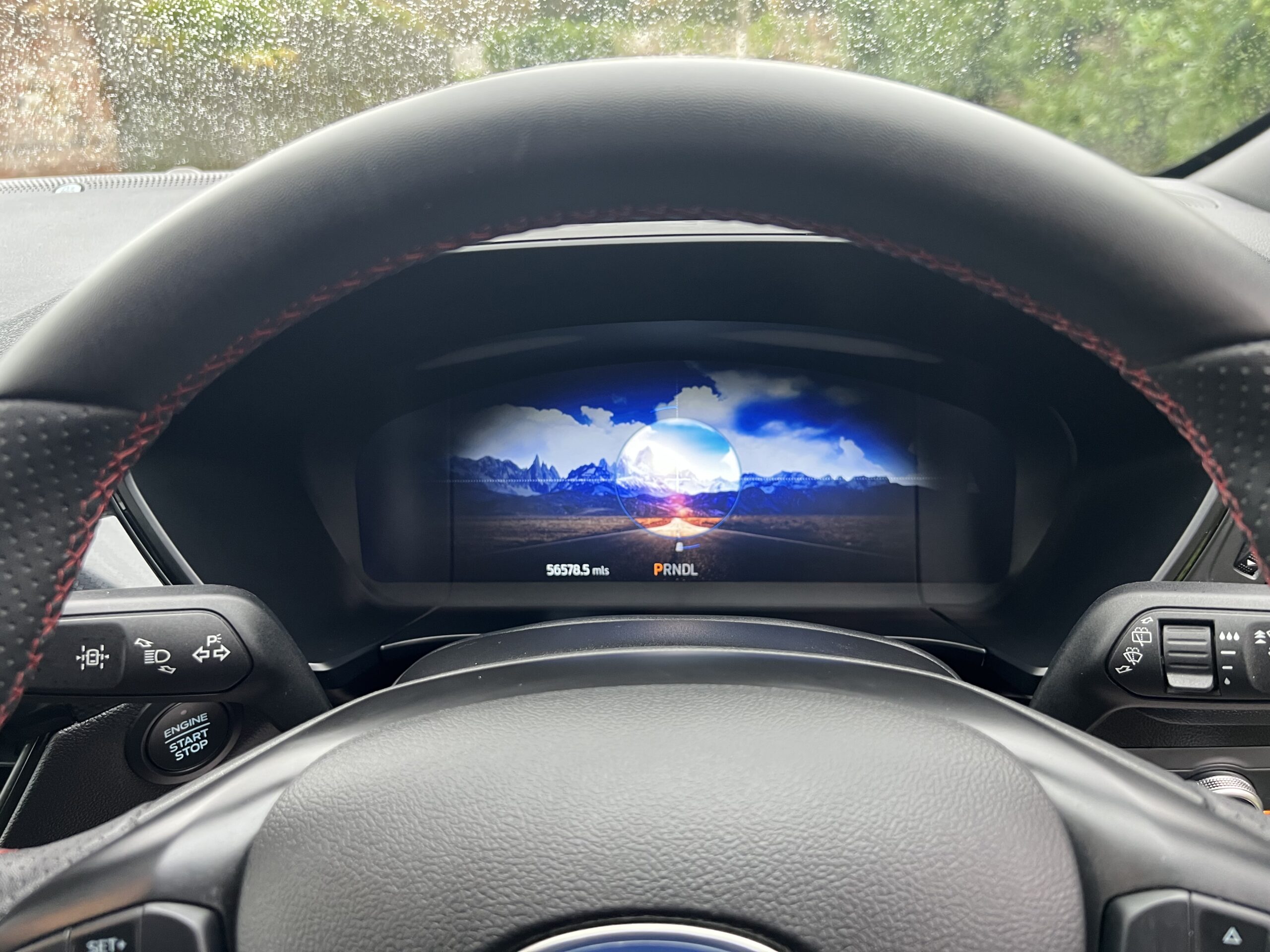 
								FORD KUGA 2022 HYBRID full									