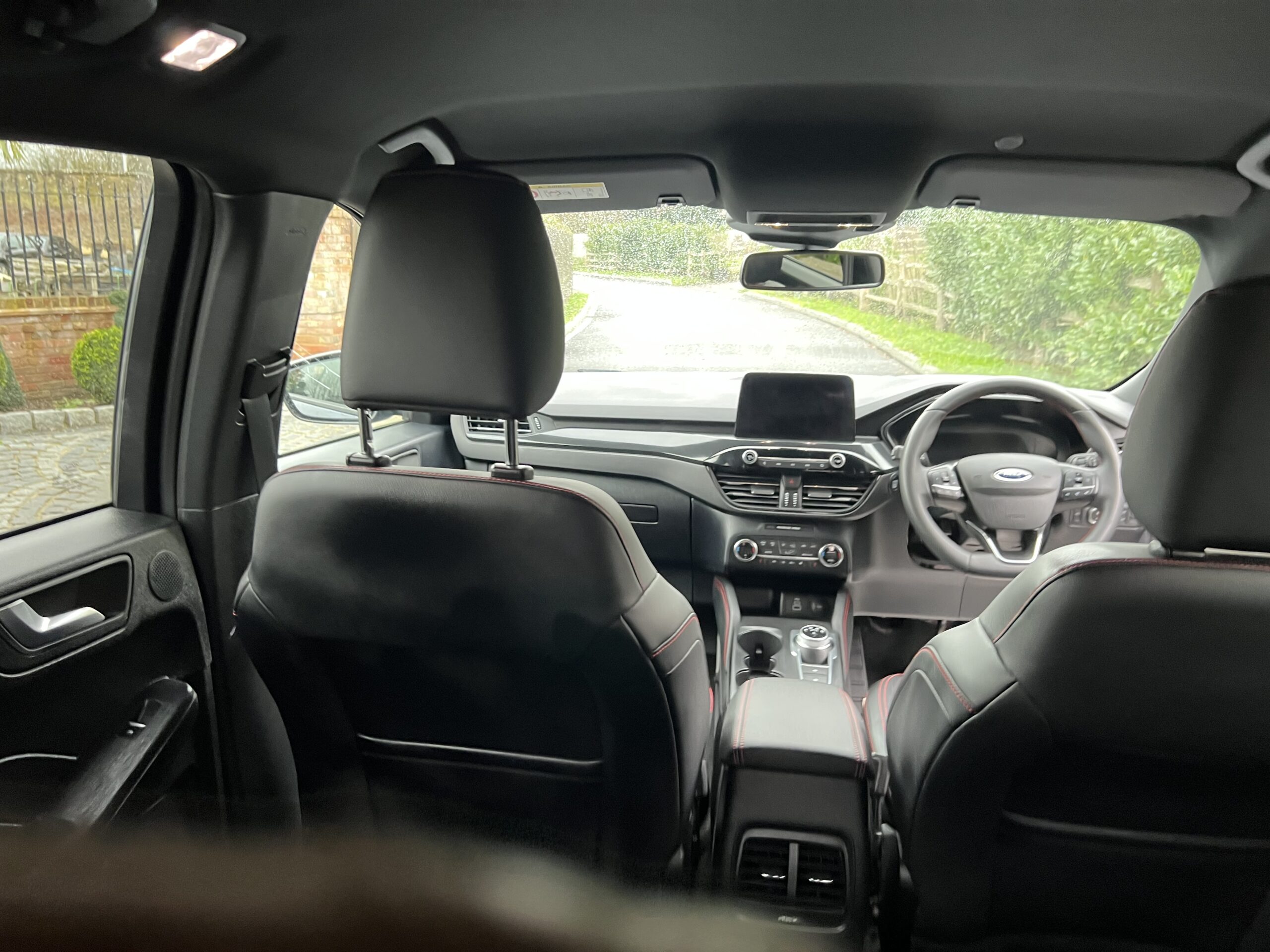 
								FORD KUGA 2022 HYBRID full									