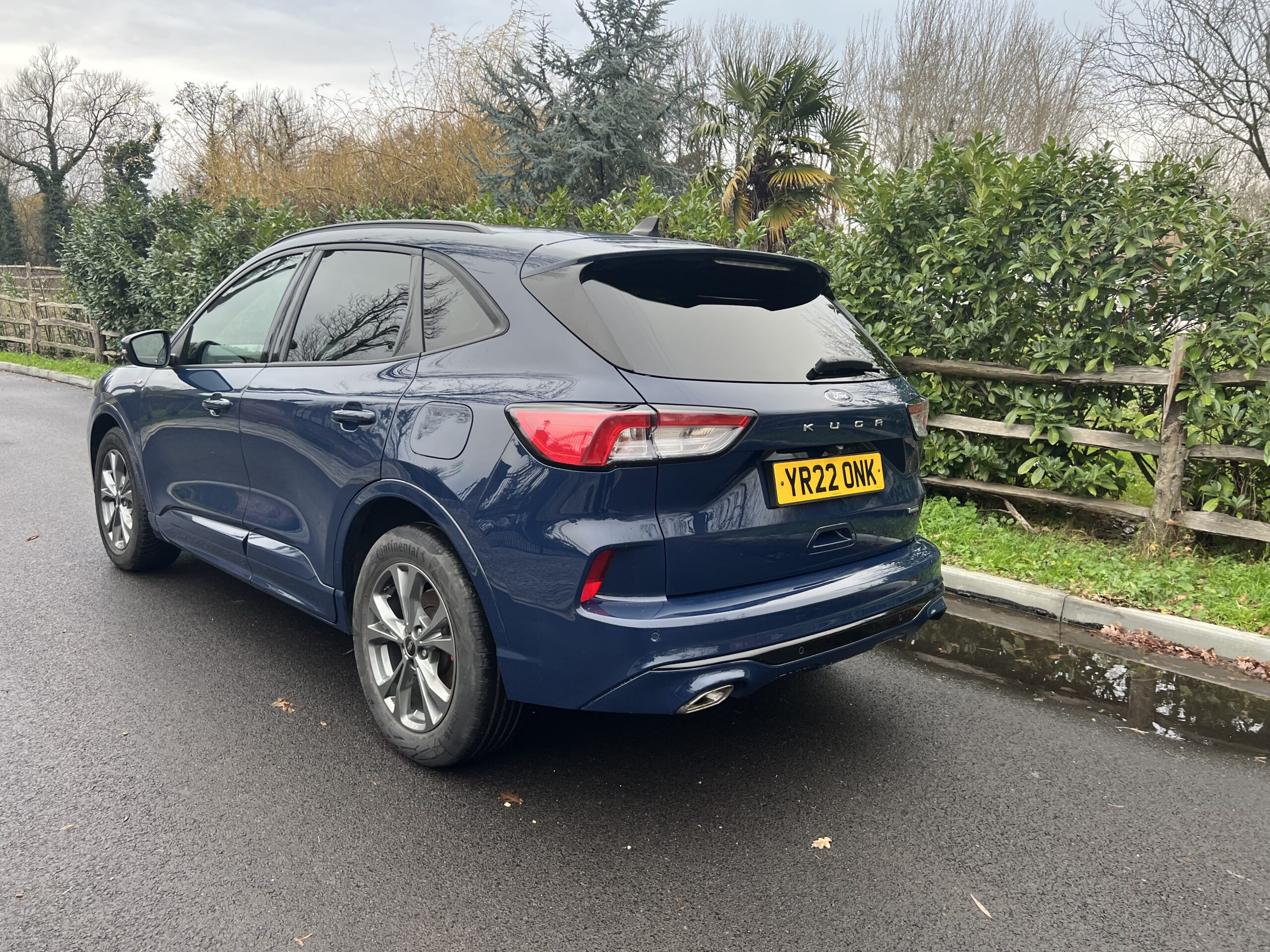 
								FORD KUGA 2022 HYBRID full									