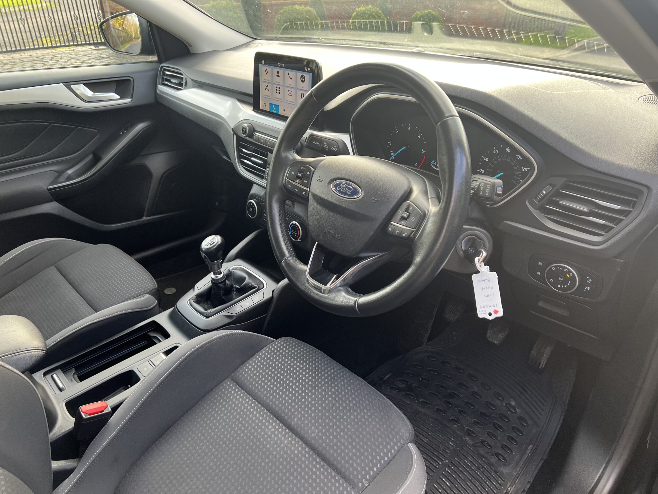 
								FORD FOCUS ZETEC full									