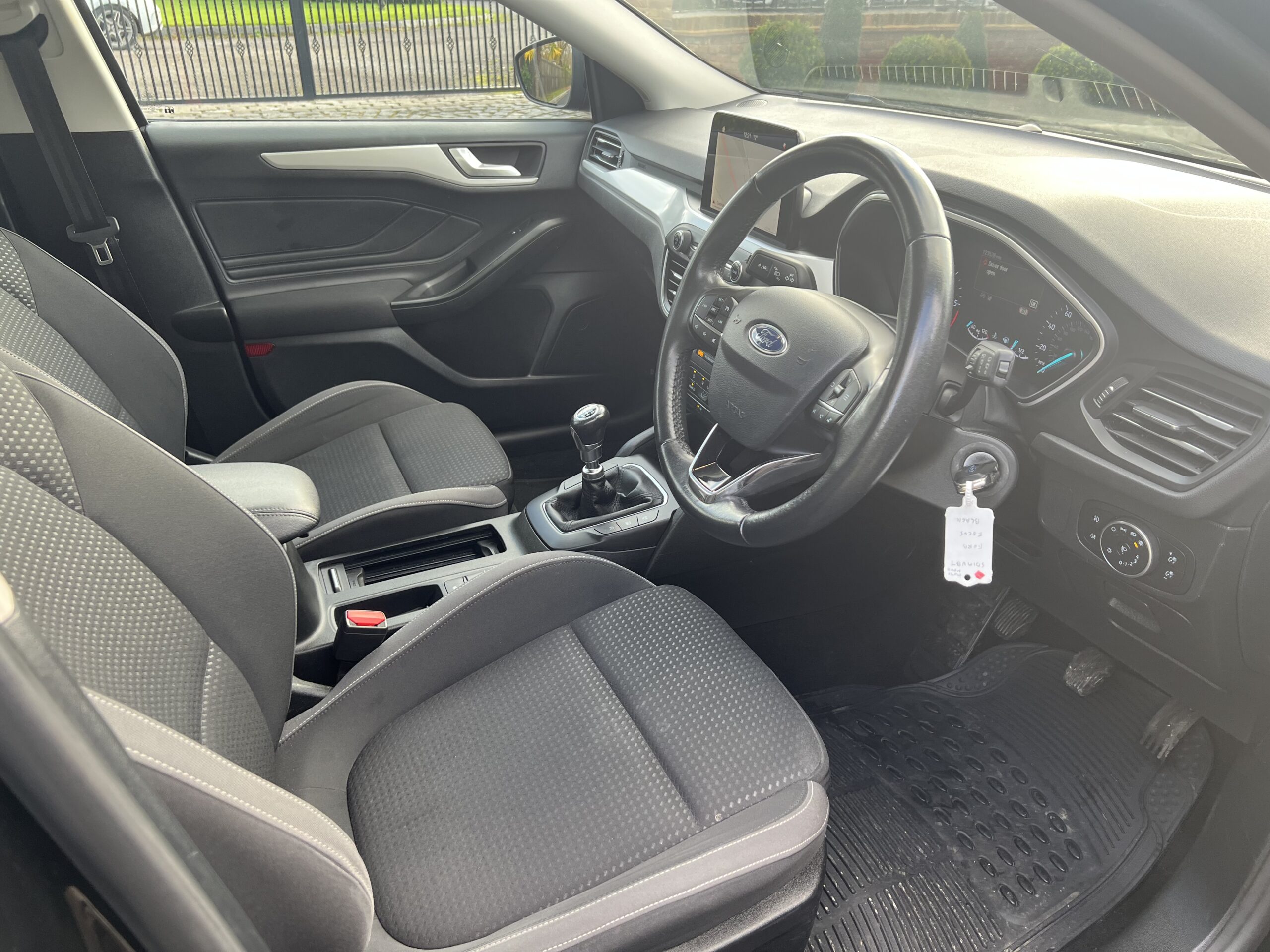 
								FORD FOCUS ZETEC full									