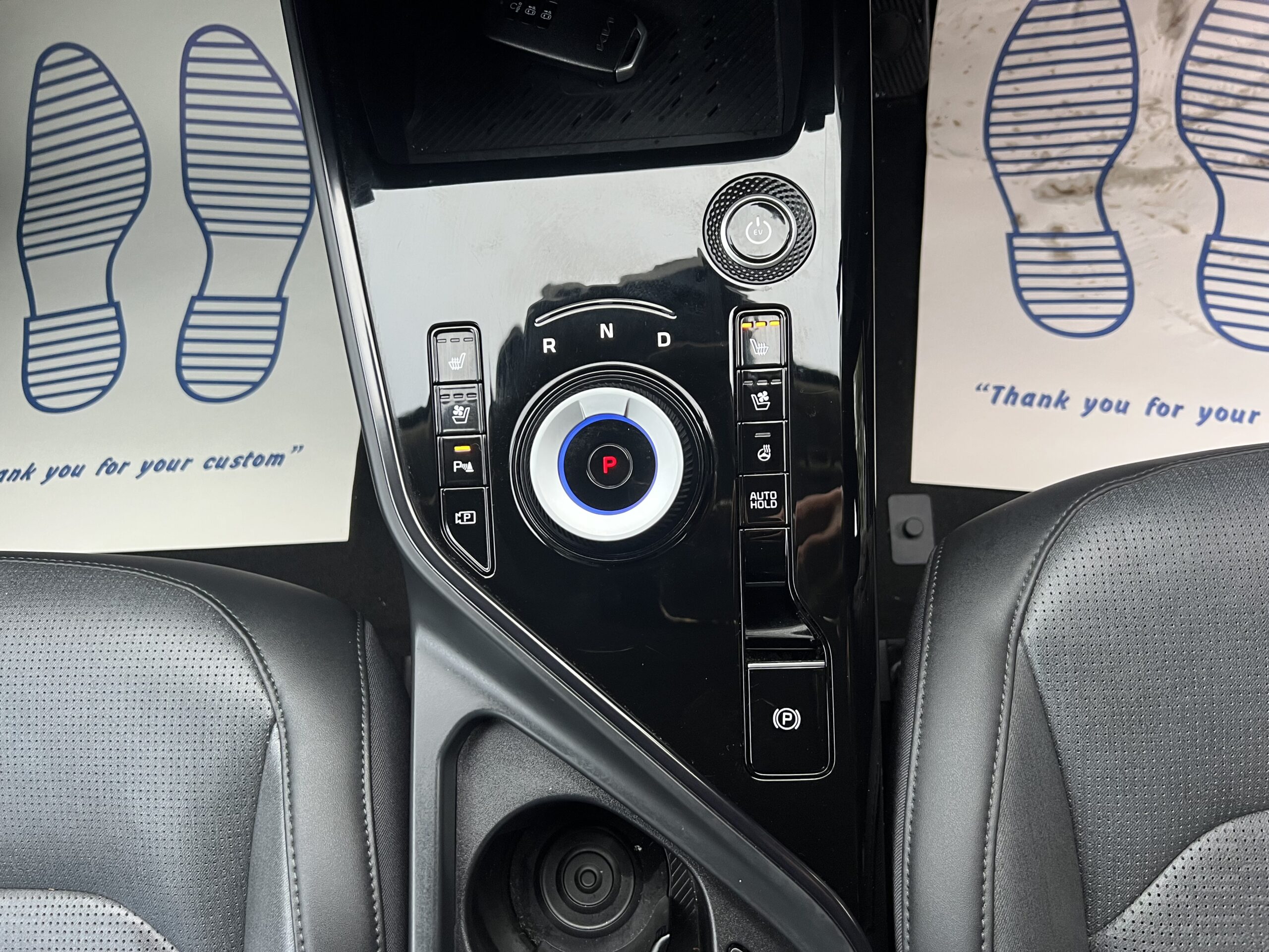 
								KIA NIRO ELECTRIC full									