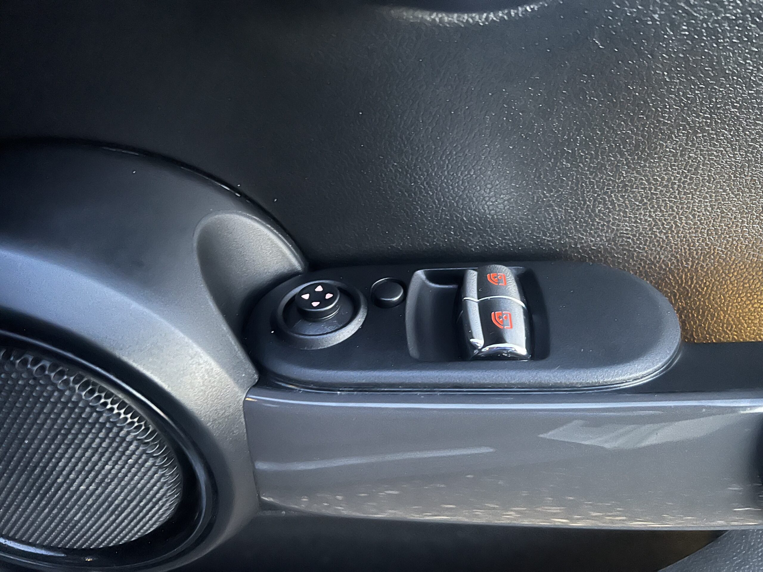 
								MINI COOPER 2016 full									