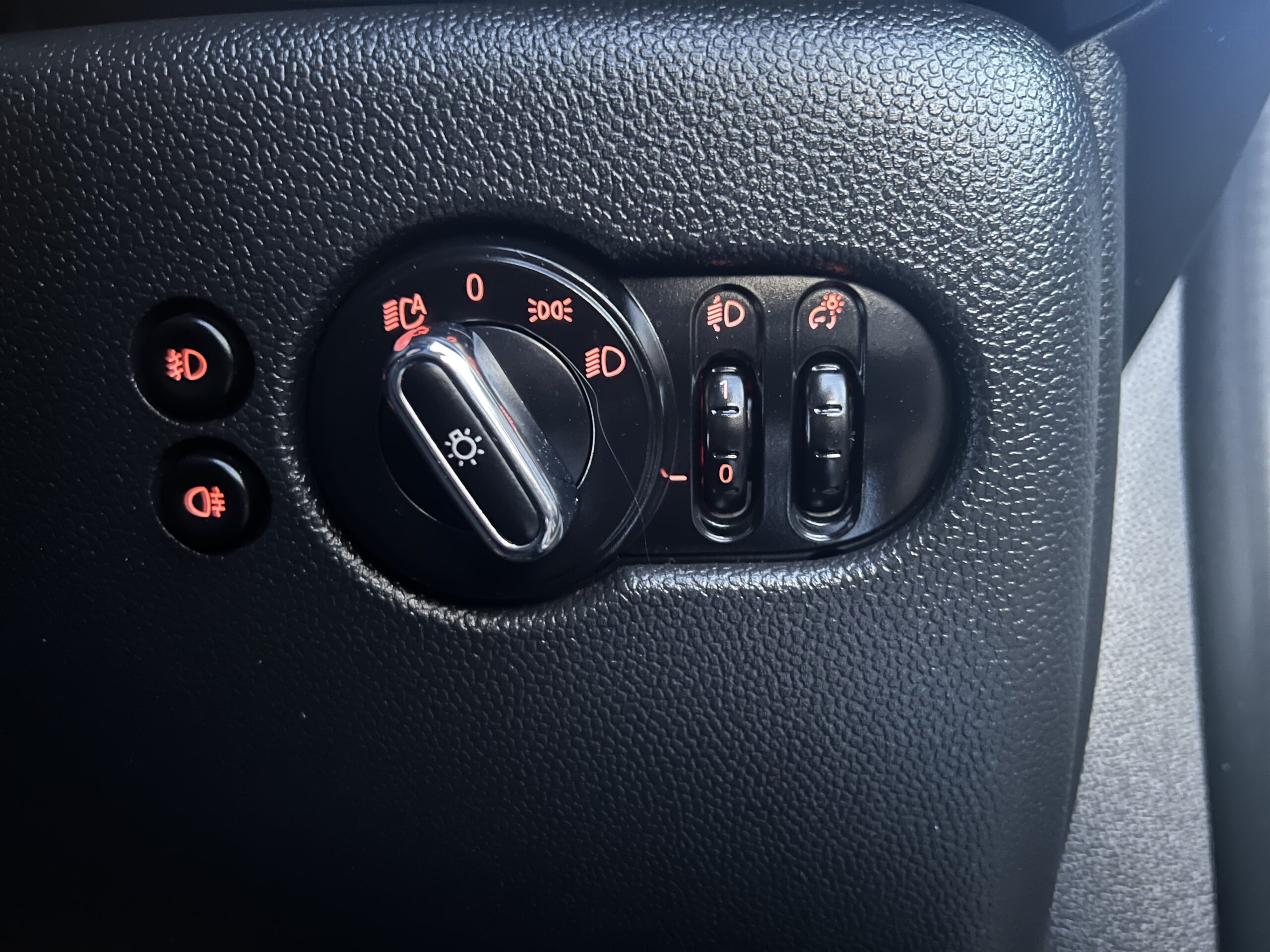 
								MINI COOPER 2016 full									