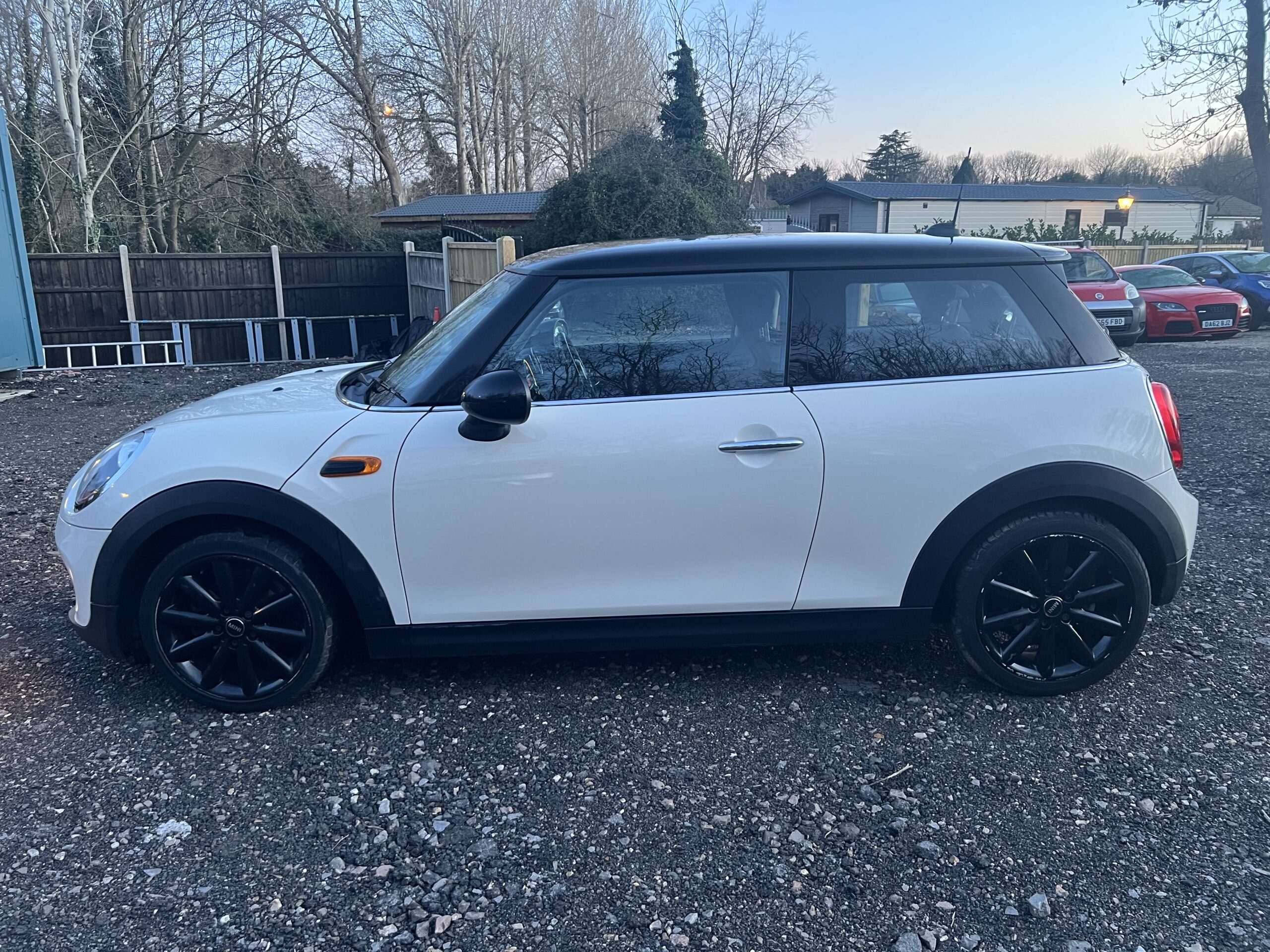 
								MINI COOPER 2016 full									