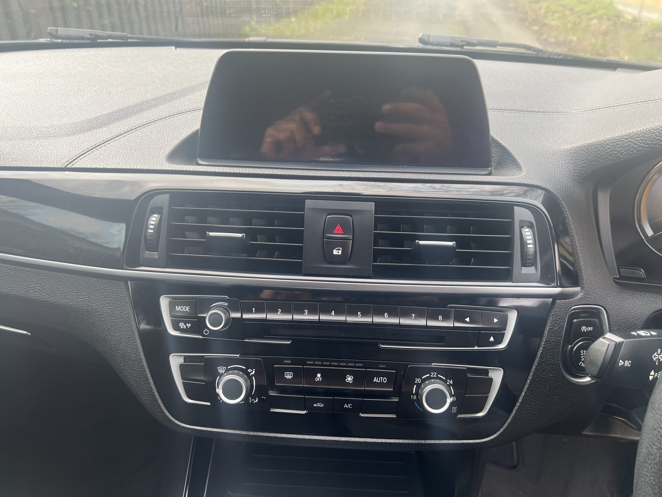 
								BMW 120I SPORT 2018 full									