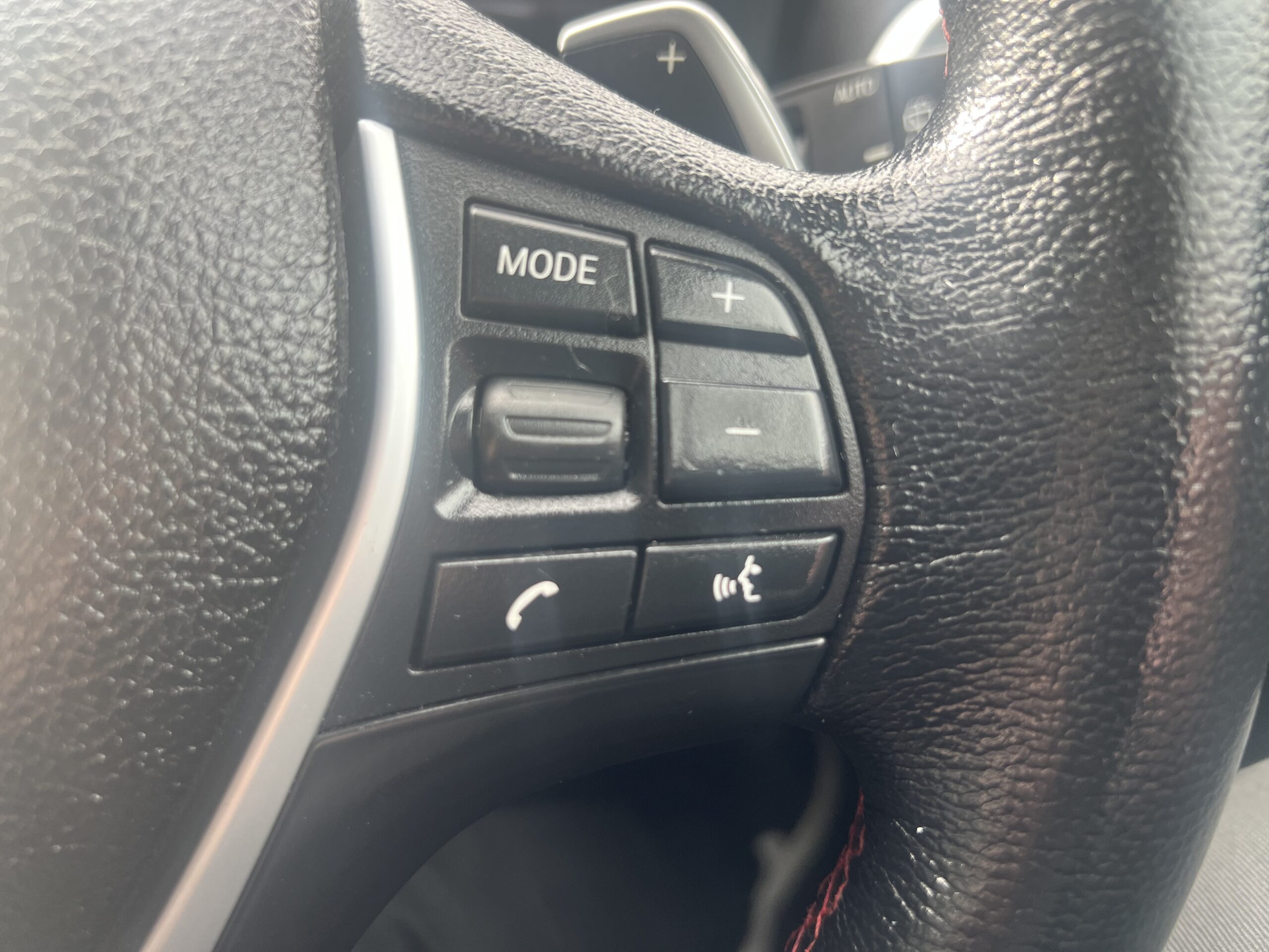 
								BMW 120I SPORT 2018 full									