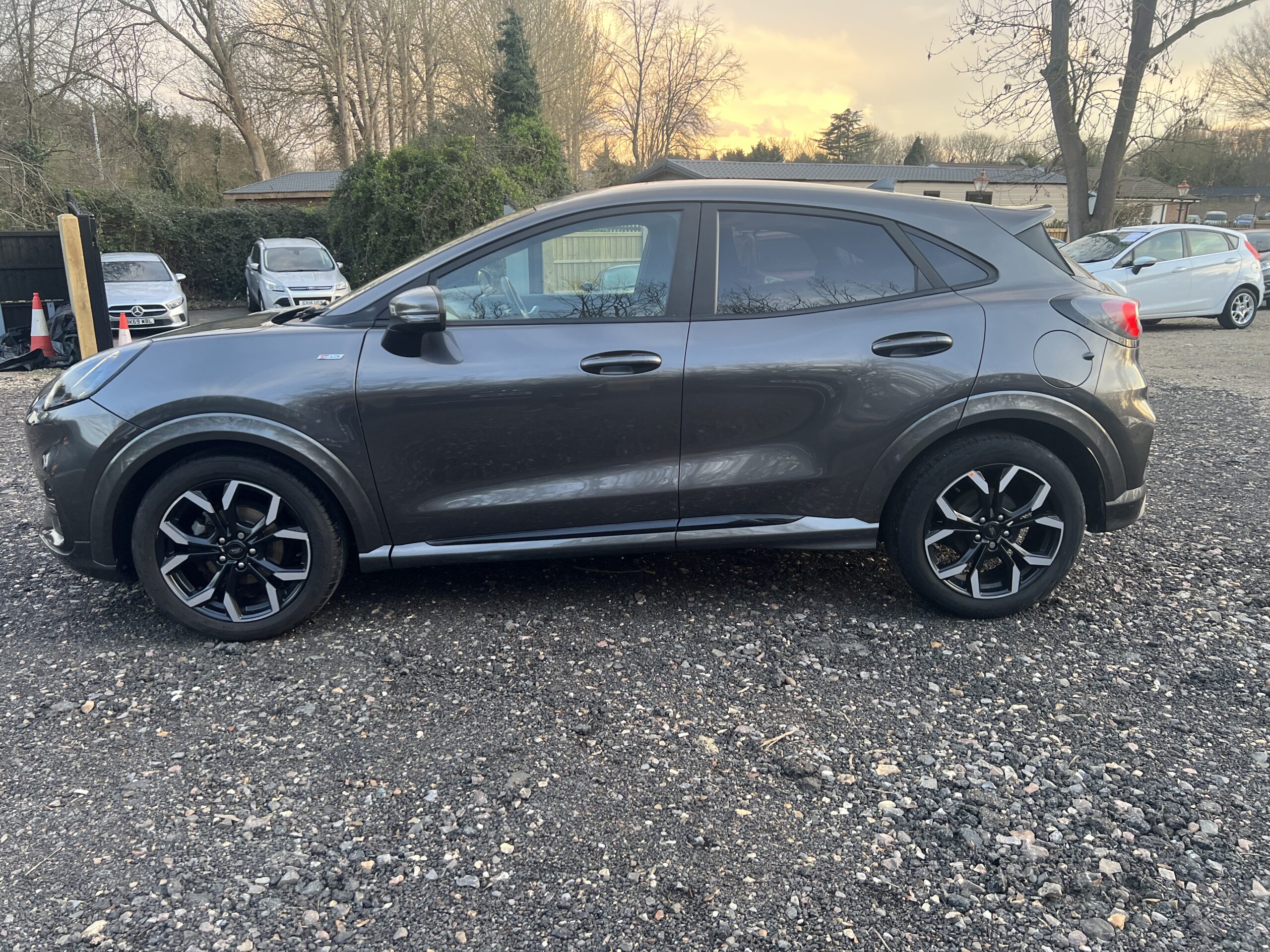 
								FORD PUMA 2021 ST LINE X full									