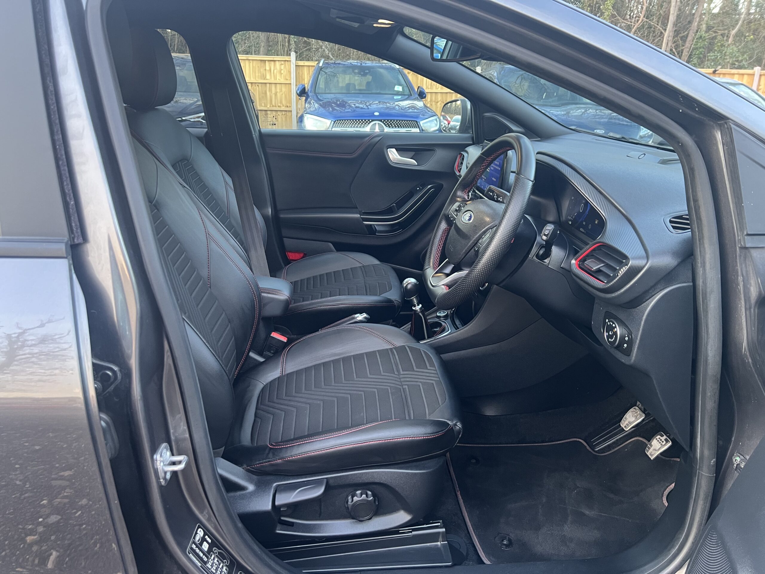 
								FORD PUMA 2021 ST LINE X full									