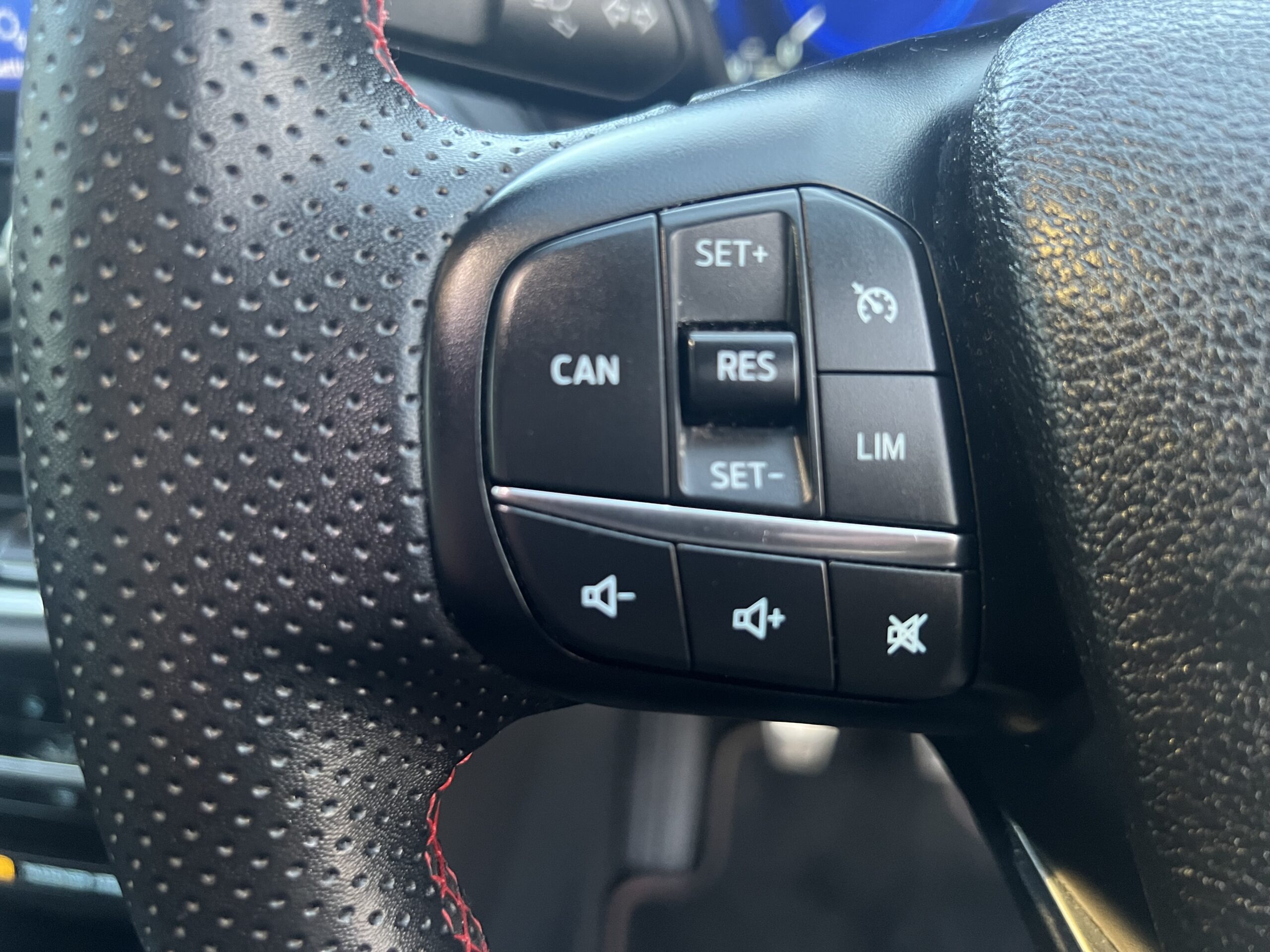 
								FORD PUMA 2021 ST LINE X full									