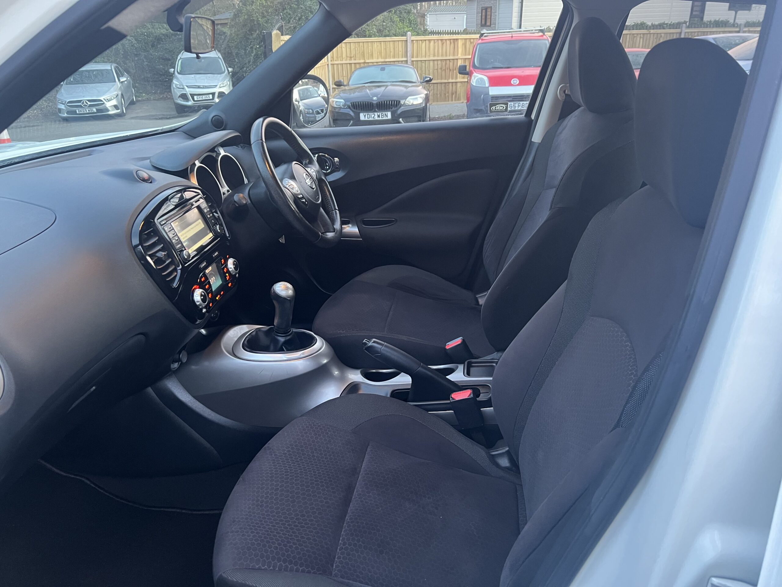 
								NISSAN JUKE 2013 full									